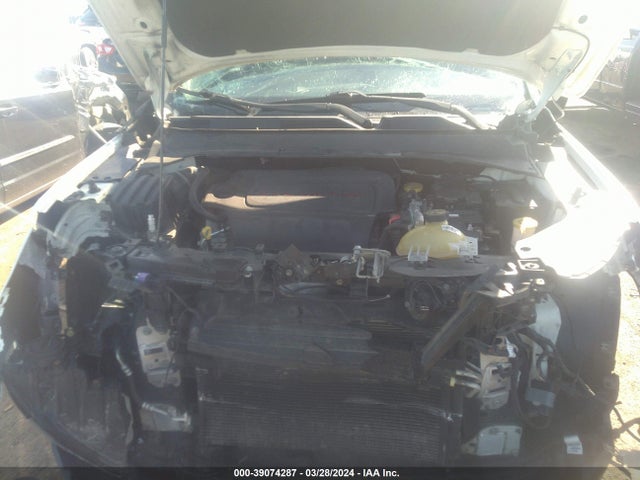 3C4NJDBB8JT418528 Jeep Compass Latitude 4x4