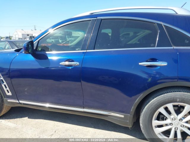 JN8CS1MW8GM751267 Infiniti QX70