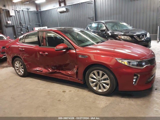 KIA Optima S 2018 5XXGT4L32JG223949 Image 13