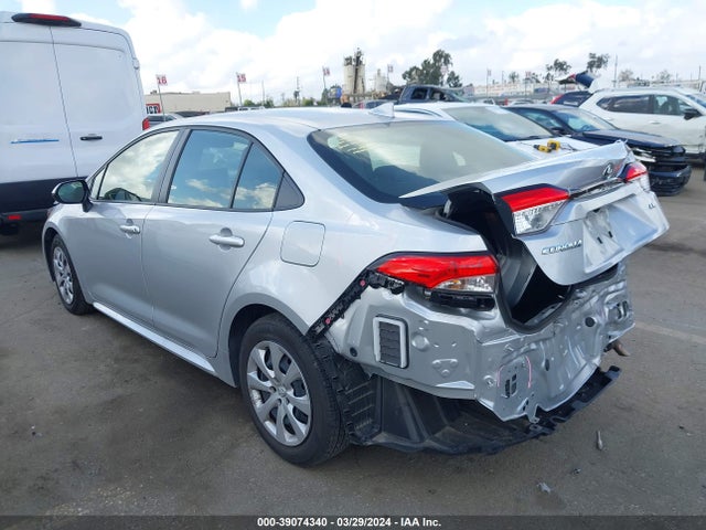 Toyota COROLLA LE 2022 JTDEPMAE5N3031933 Image 3