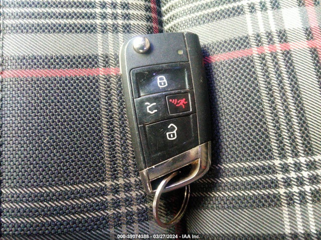 3VW5T7AU0GM064793 Volkswagen Golf Gti S 4-door