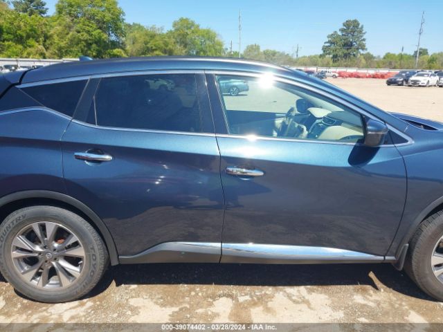 5N1AZ2MG8HN174082 Nissan MURANO SV