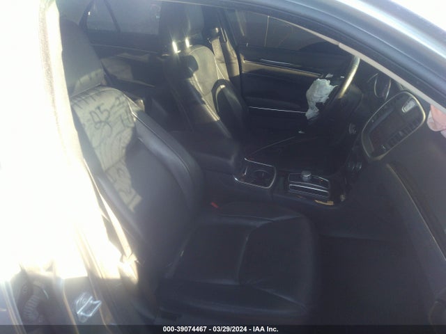 Chrysler 300 Limited 2015 2C3CCARG3FH756859 Image 5