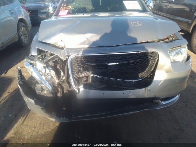 Chrysler 300 Limited 2015 2C3CCARG3FH756859 Image 6
