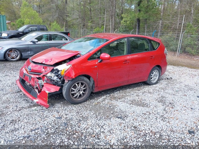 Toyota Prius V Three 2014 JTDZN3EU3E3311434 Image 2
