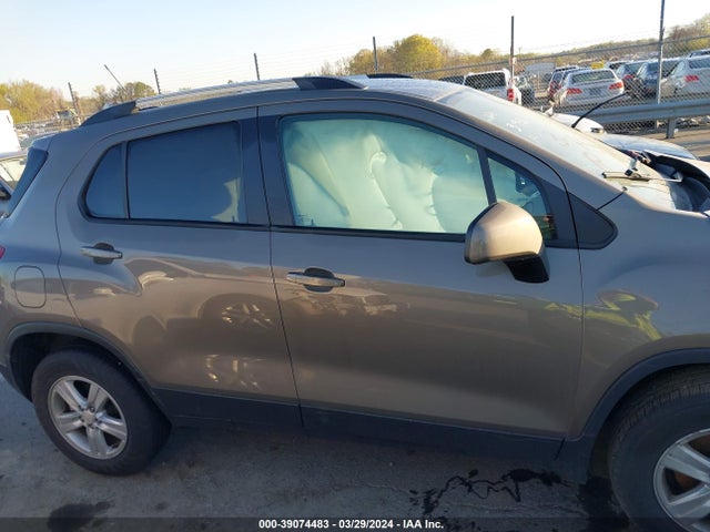 Chevrolet Trax Awd Lt 2022 KL7CJPSM3NB527042 Image 13