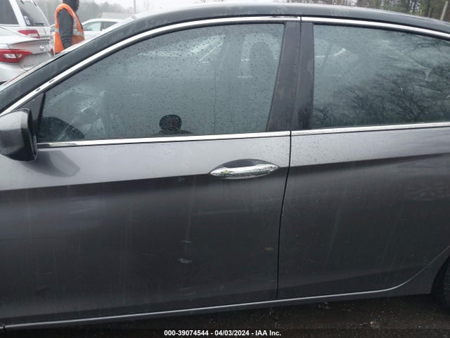 Honda ACCORD LX 2017 1HGCR2F35HA304660 Image 15