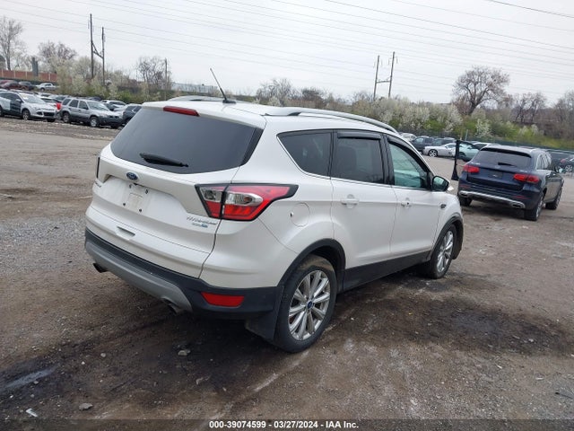 Ford Escape Titanium 2017 1FMCU9J99HUC71545 Image 4
