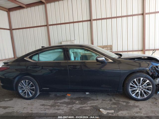 58ADA1C12MU001940 Lexus ES 300H