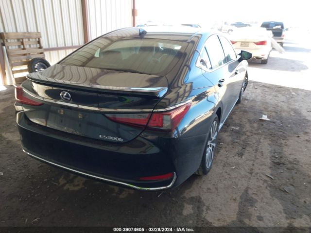 58ADA1C12MU001940 Lexus ES 300H