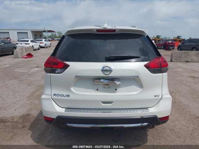 Nissan ROGUE SV 2018 JN8AT2MT7JW469813 Image 16