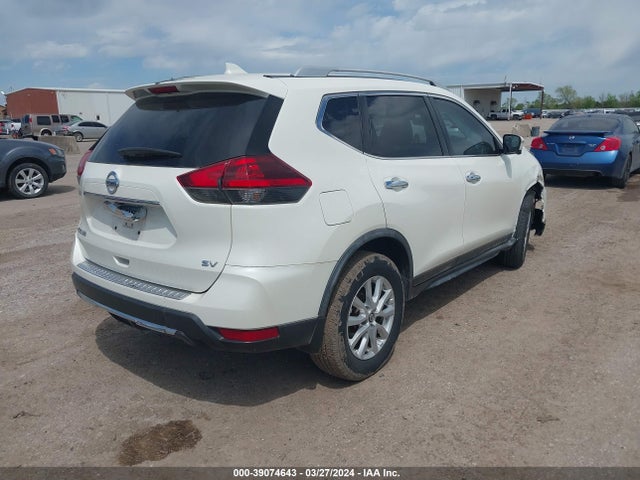Nissan ROGUE SV 2018 JN8AT2MT7JW469813 Image 4