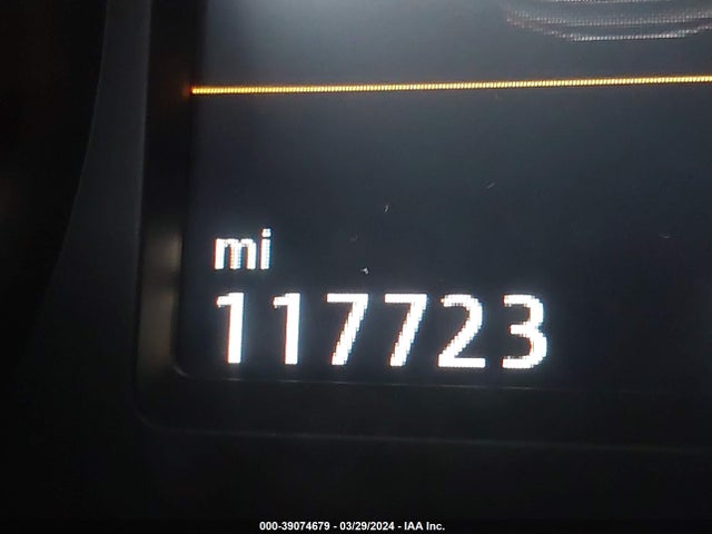 1VWGT7A39HC031584 Volkswagen Passat 1.8t Se