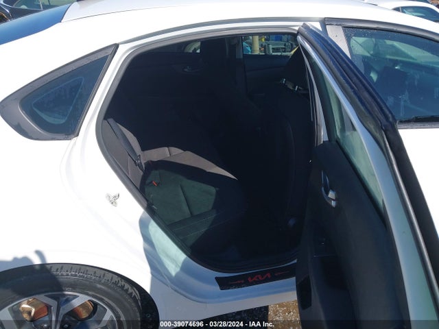 KIA Forte Lxs 2020 3KPF24AD7LE196902 Image 8