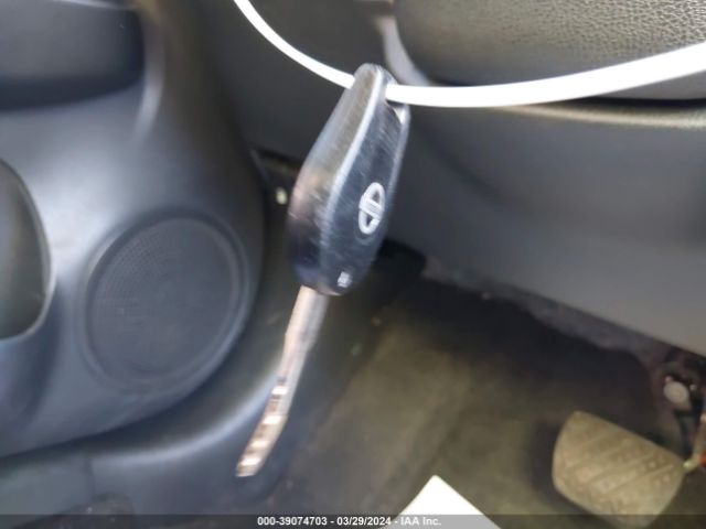 3N1CN7AP3HL860821 Nissan Versa 1.6 Sv
