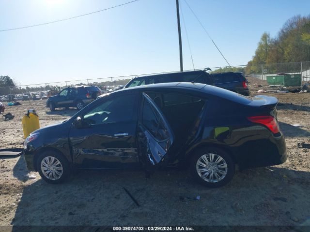 3N1CN7AP3HL860821 Nissan Versa 1.6 Sv