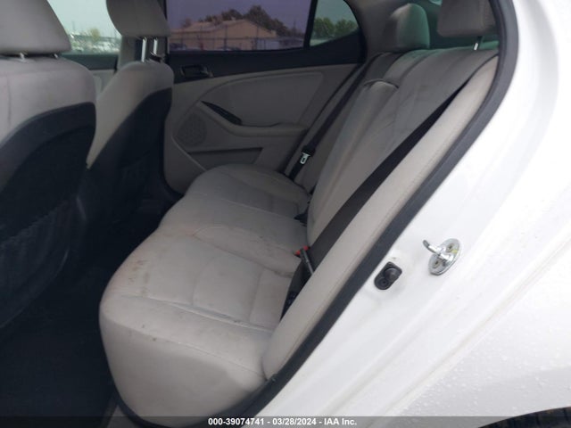 KIA Optima Lx 2014 5XXGM4A73EG339928 Image 8
