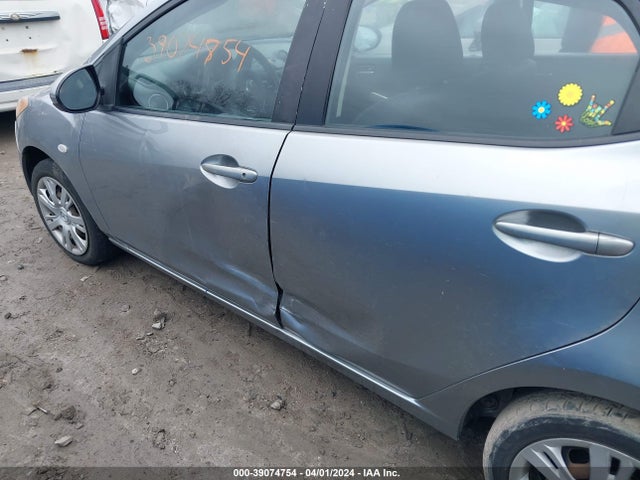 Mazda Mazda2 Sport 2014 JM1DE1KY6E0174707 Image 6