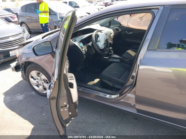 2HGFB2F53FH545425 Honda Civic Lx