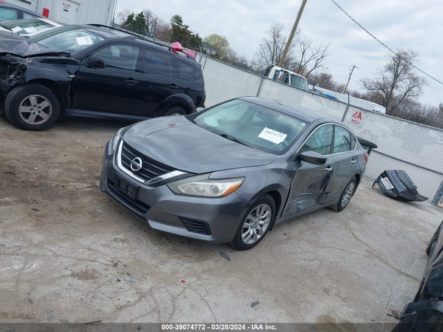 Nissan Altima 2.5 S 2016 1N4AL3AP9GN385425 Image 2