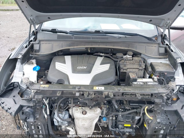 Hyundai Santa Fe Limited Ultimate 2017 KM8SR4HF3HU199365 Image 10