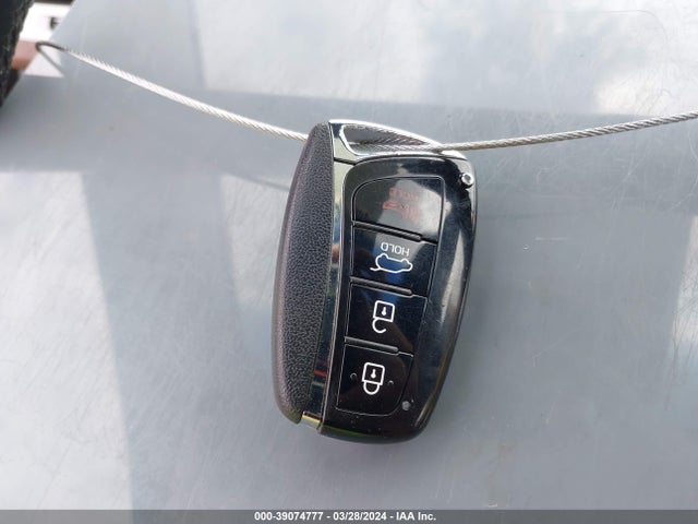 Hyundai Santa Fe Limited Ultimate 2017 KM8SR4HF3HU199365 Image 11