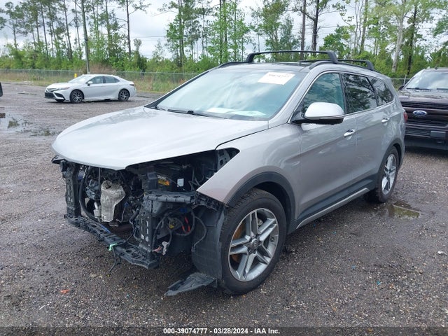 Hyundai Santa Fe Limited Ultimate 2017 KM8SR4HF3HU199365 Image 2