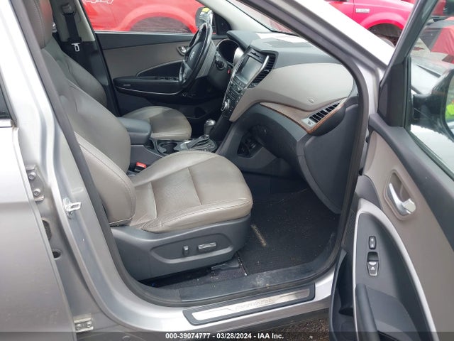 Hyundai Santa Fe Limited Ultimate 2017 KM8SR4HF3HU199365 Image 5
