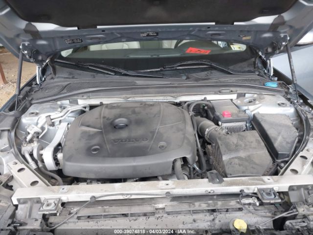 LVY982AK1JP005804 Volvo S90 T5 Momentum