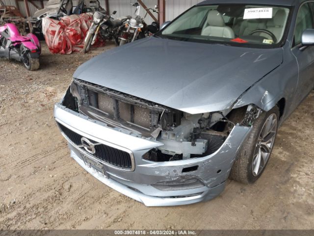 LVY982AK1JP005804 Volvo S90 T5 Momentum