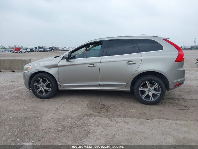 YV4902RM8F2726661 Volvo Xc60 T6 Platinum