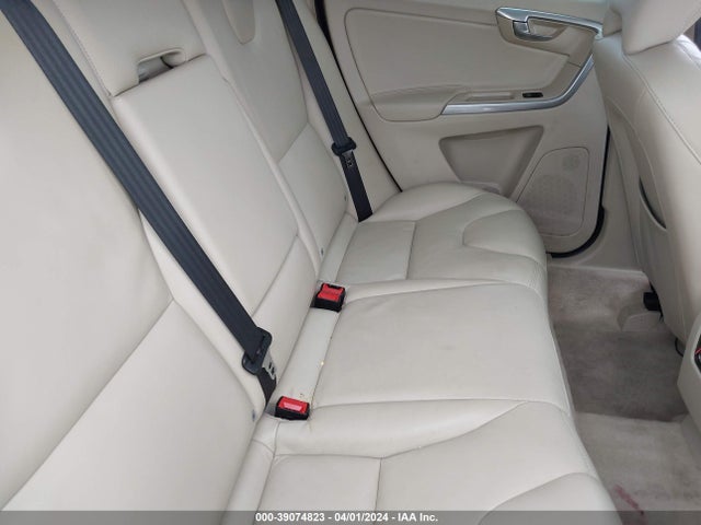 YV4902RM8F2726661 Volvo Xc60 T6 Platinum