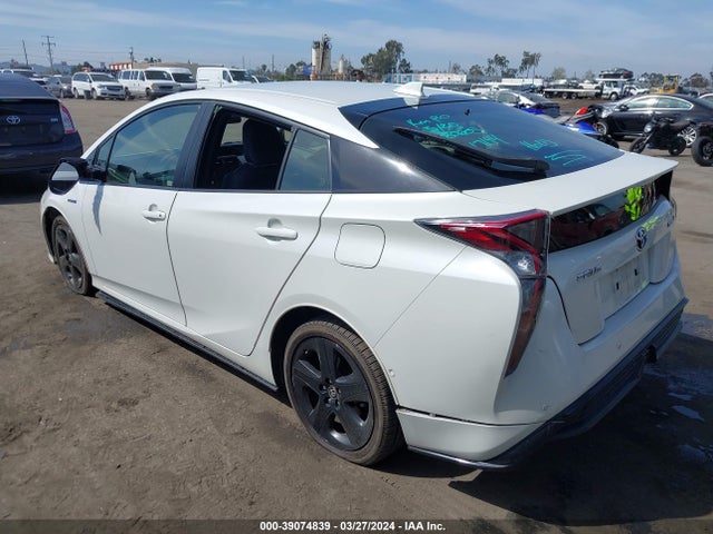 Toyota Prius Three Touring 2017 JTDKARFU5H3053307 Image 3