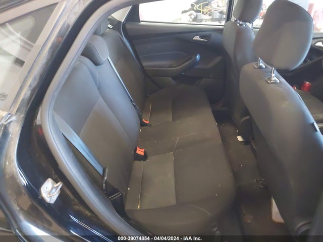 Ford FOCUS SE 2017 1FADP3F23HL268130 Image 8
