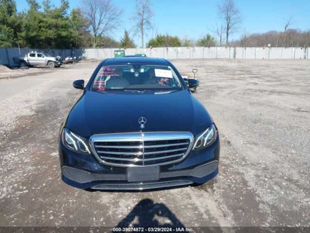 WDDZF4KBXHA071780 Mercedes-Benz E 300 4matic