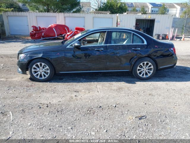 WDDZF4KBXHA071780 Mercedes-Benz E 300 4matic