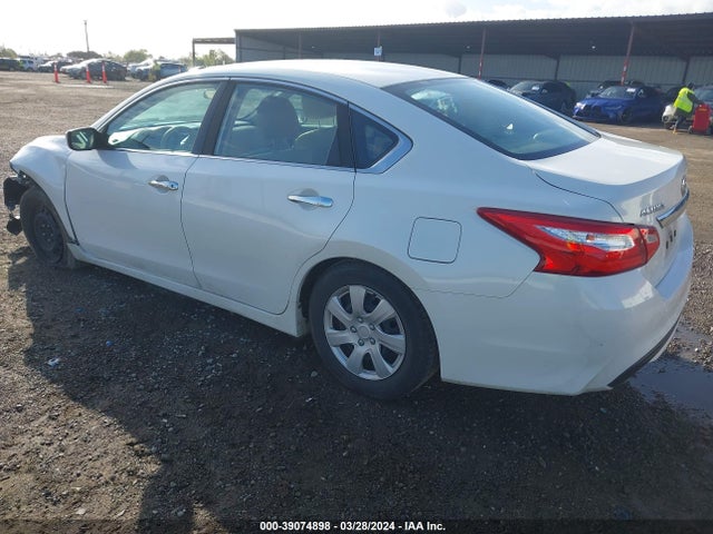Nissan Altima 2.5 S 2016 1N4AL3AP6GN308267 Image 3