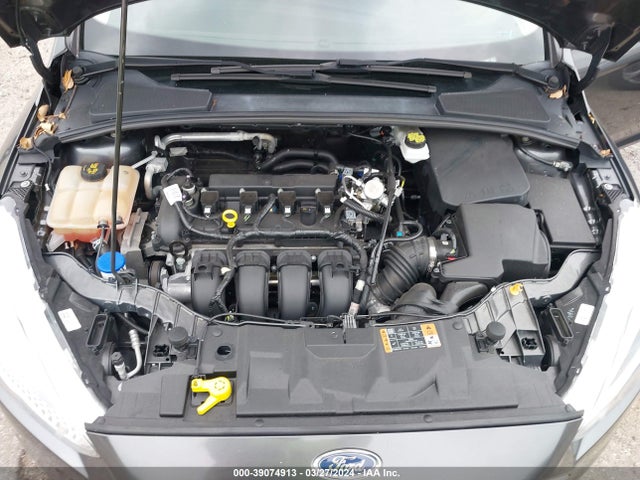 Ford FOCUS SE 2018 1FADP3K24JL268861 Image 10