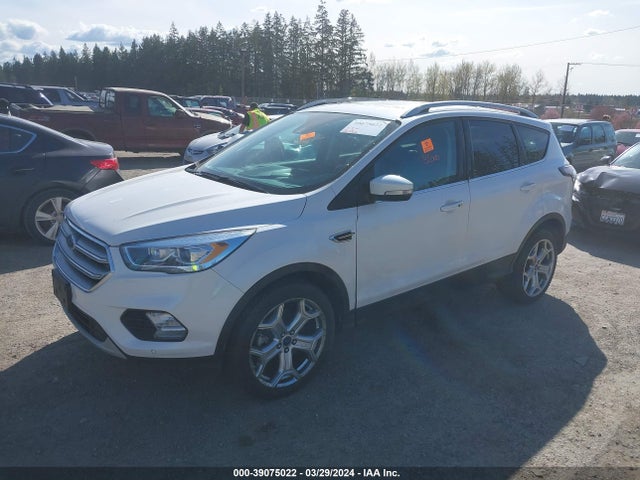 Ford Escape Titanium 2017 1FMCU9J97HUB45295 Image 2