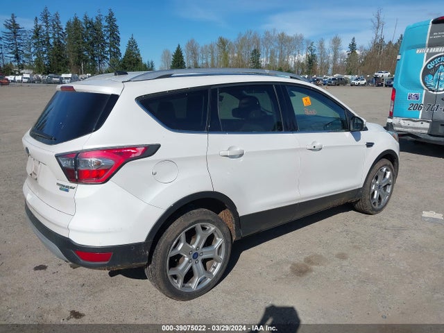 Ford Escape Titanium 2017 1FMCU9J97HUB45295 Image 4
