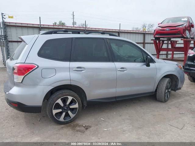 Subaru Forester 2.5i Premium 2017 JF2SJAEC3HH504510 Image 13