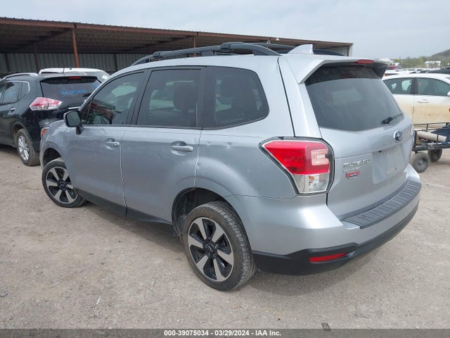 Subaru Forester 2.5i Premium 2017 JF2SJAEC3HH504510 Image 3