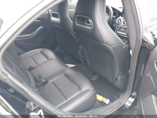 Mercedes-Benz CLA 250 2018 WDDSJ4EB2JN597816 Image 8