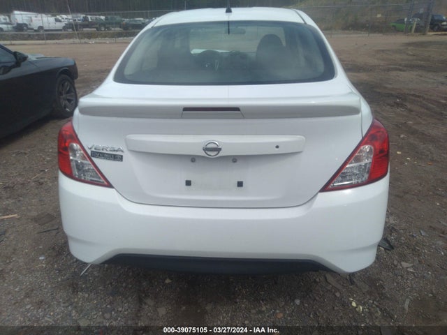 Nissan Versa 1.6 S+ 2018 3N1CN7AP8JL847990 Image 14
