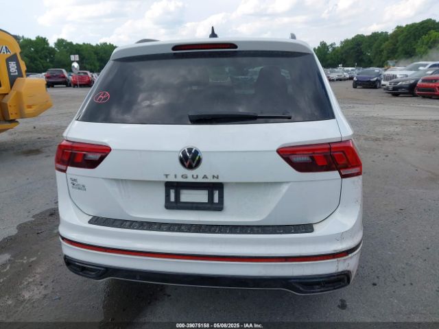 3VVCB7AX3NM009759 Volkswagen Tiguan 2.0t Se R-line Black