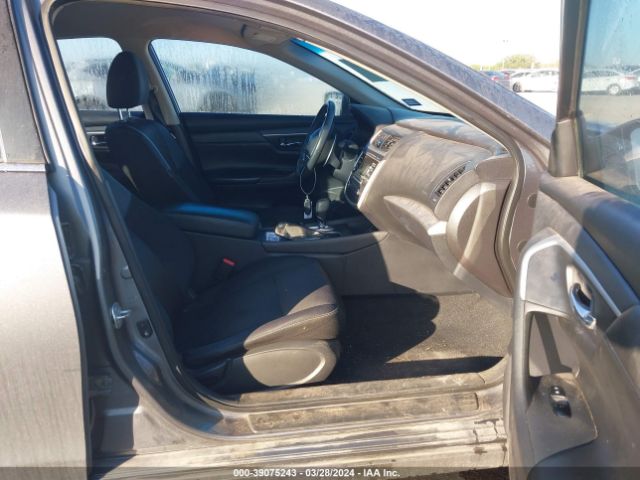 1N4AL3AP6HC162742 Nissan Altima 2.5 Sr