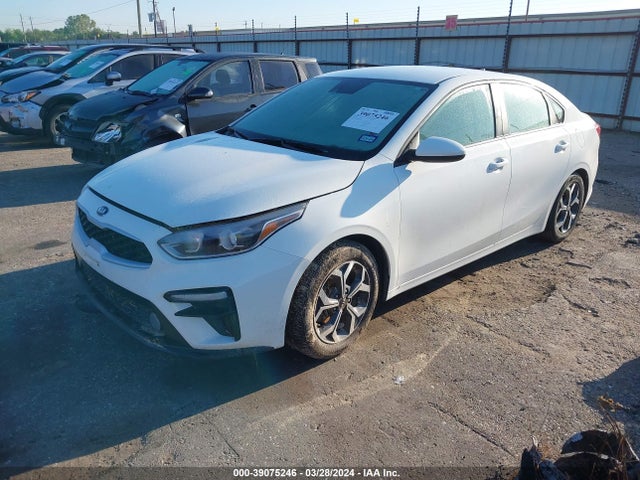 KIA Forte Lxs 2019 3KPF24AD2KE076410 Image 2