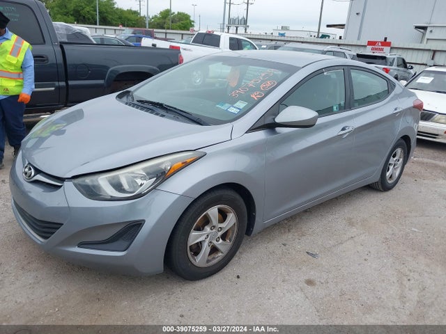 Hyundai ELANTRA SE 2015 5NPDH4AE8FH652484 Image 2