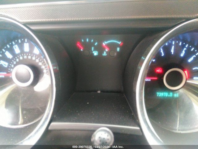 1ZVBP8EM1E5297107 Ford Mustang V6