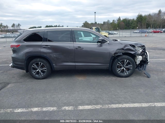 Toyota Highlander Xle V6 2016 5TDJKRFH4GS329064 Image 13